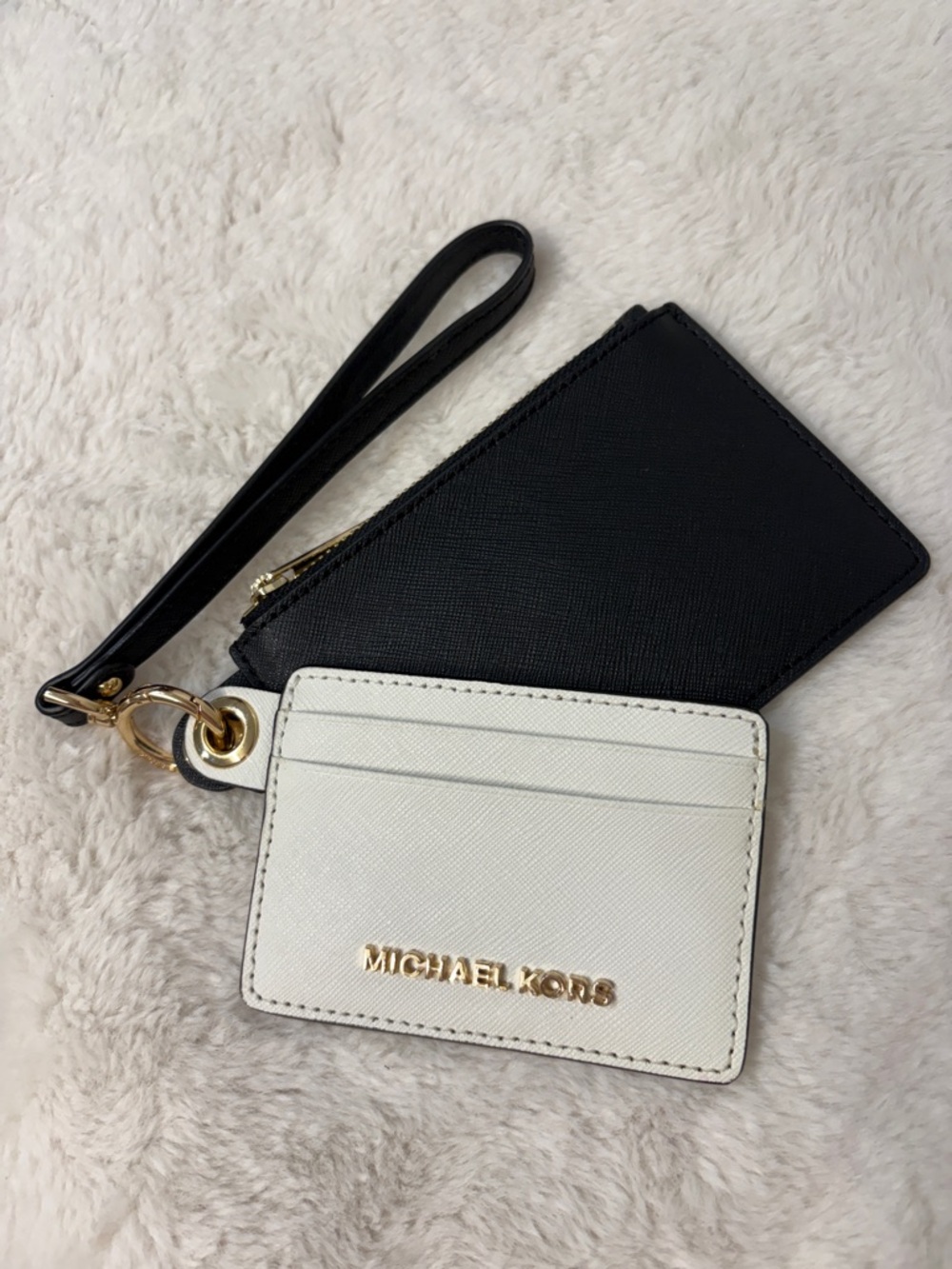 MICHAEL KORS Duo Wristlet Card Holder